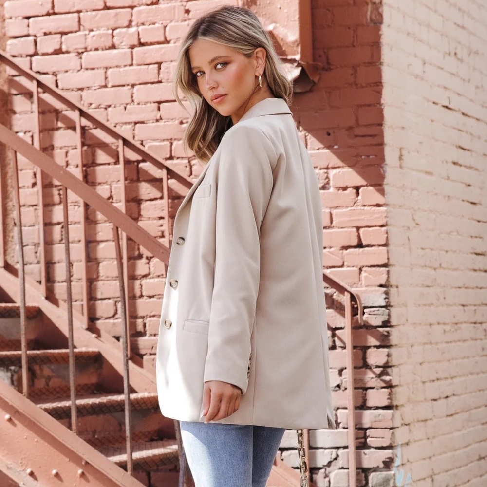 VICI Light taupe pocketed blazer size XL Brand new W/O tags! never been worn